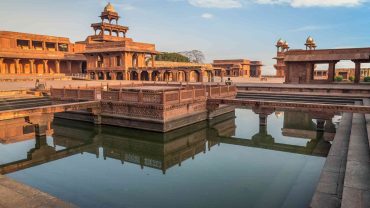 Fatehpur Sikri: The Enigmatic Ghost City of Mughal Splendor