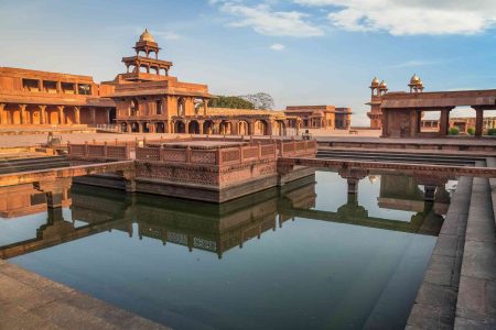 Fatehpur Sikri: The Enigmatic Ghost City of Mughal Splendor