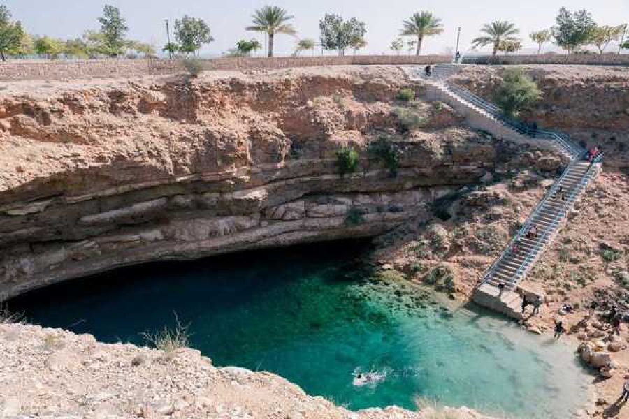 Full-Day Wadi Shab & Bimmah Sinkhole Tour From Muscat