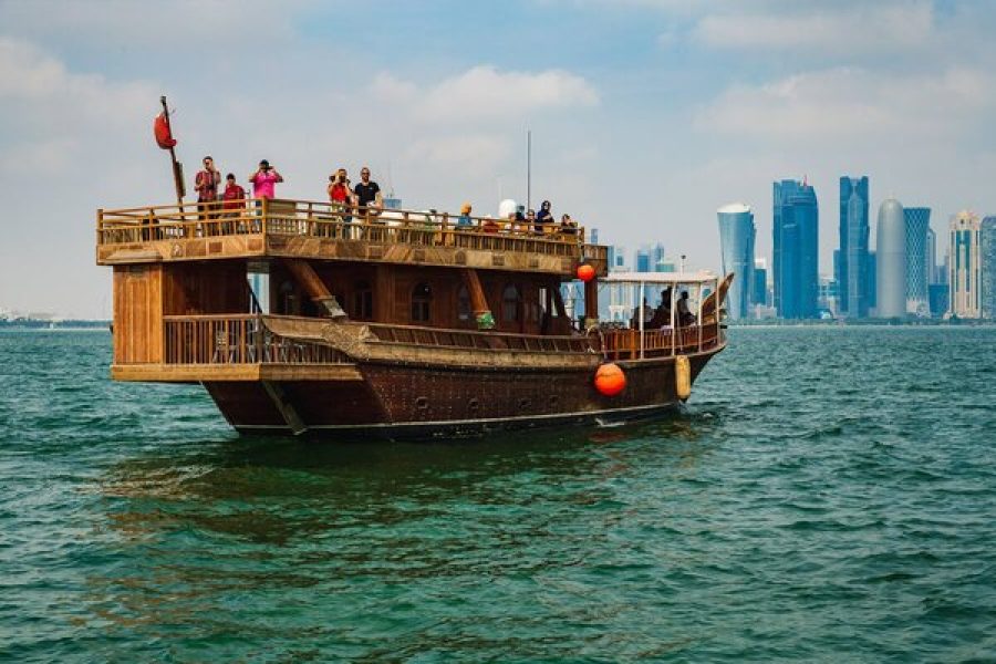 Doha Al Safliya Island Boat Cruise with Breakfast