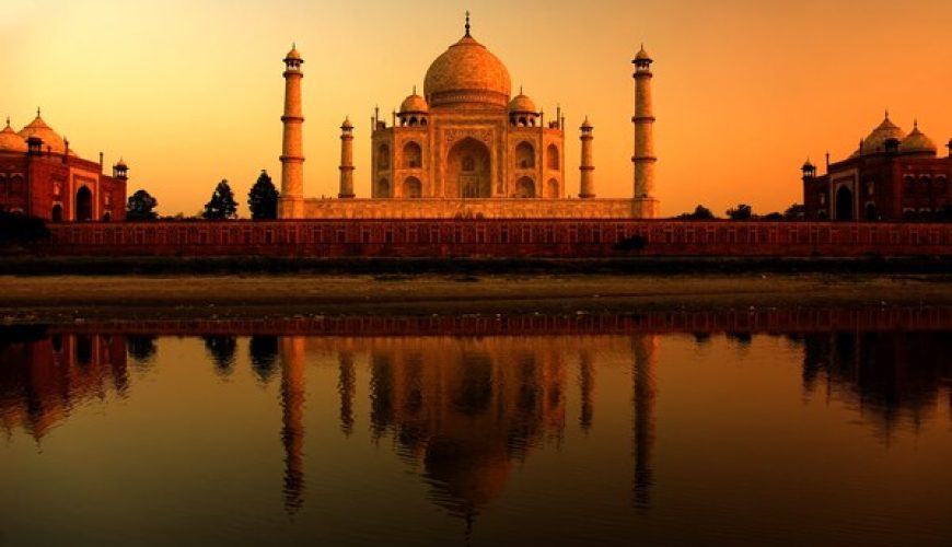 Agra’s Iconic Structures: Forts, Palaces, and Tombs