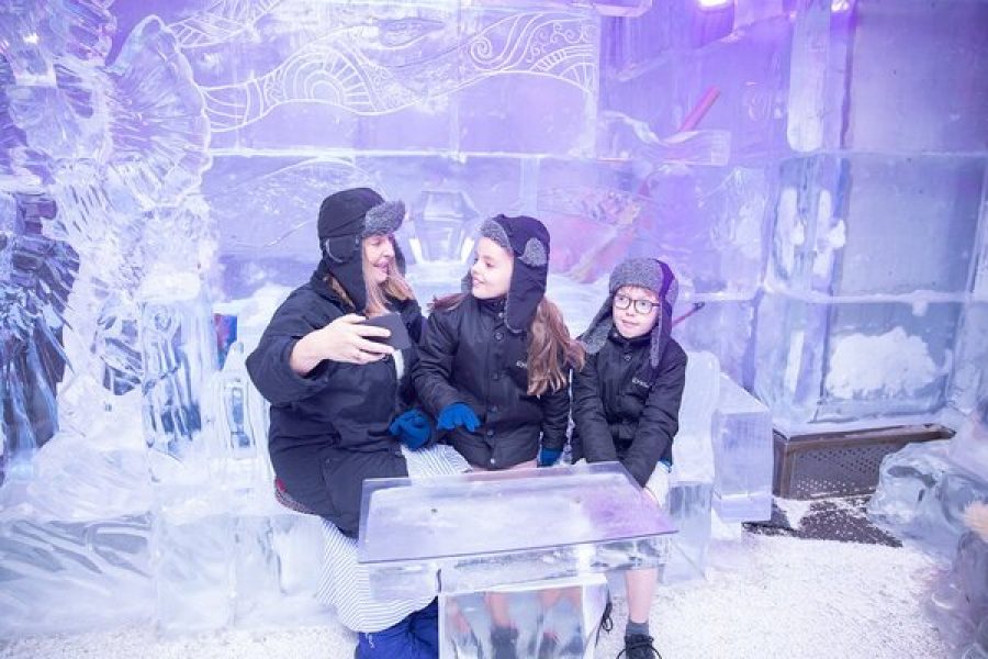 Dubai Chillout Ice Lounge 1-Hour Experience