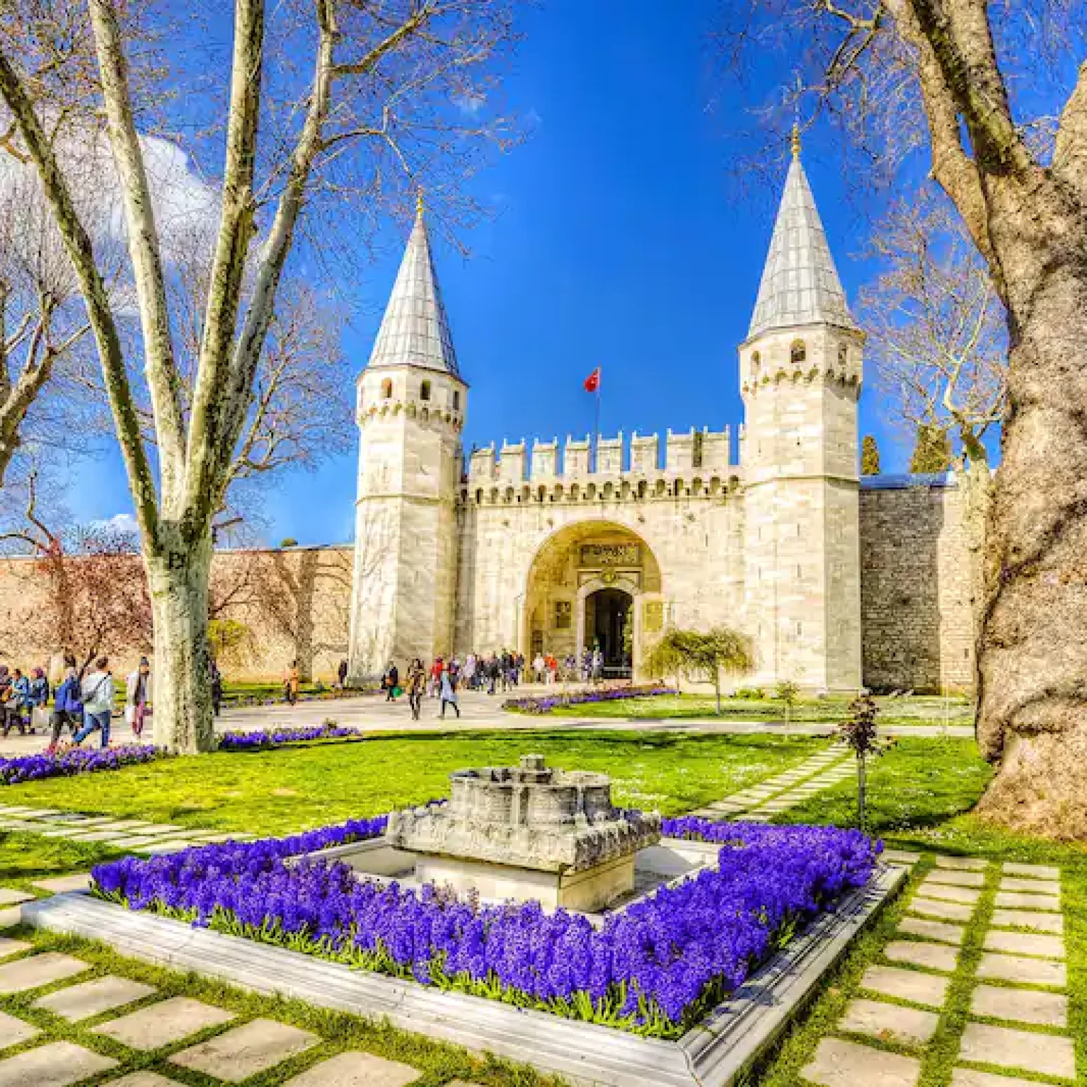 Topkapi Palace - GetExplore