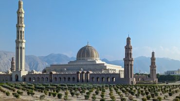 Sultan Qaboos Mosque tours